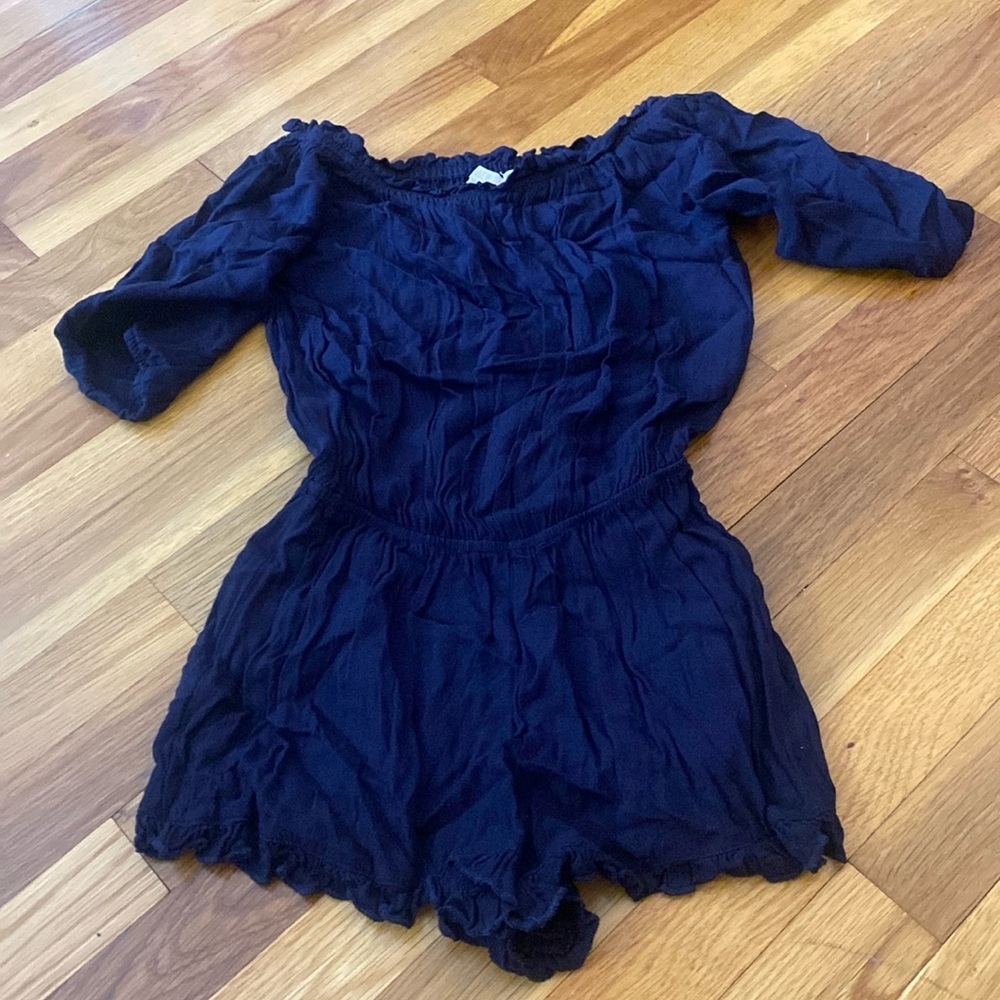 The Hanger Women’s Off The Shoulder Black Romper Size S